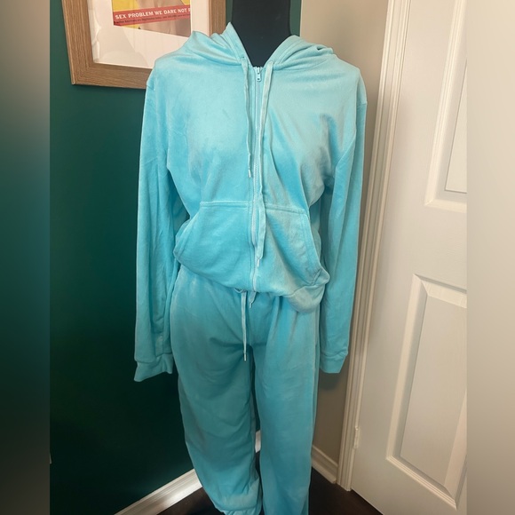 Velvet 2Pc Matching  Set Teal Blue - Picture 2 of 6